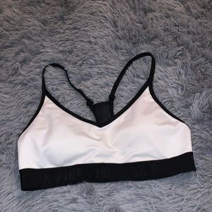 Pink Sports bra (never been worn)